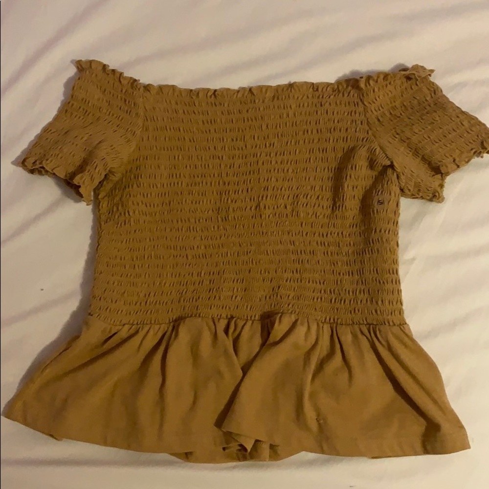 Yellow american eagle off the shoulder top